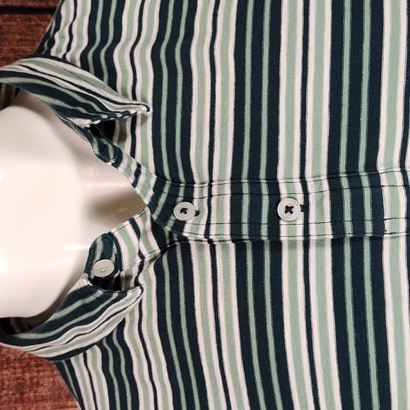 Luxury Cotton 3 Button Green White Striped Polo Shirt Excellent Condition - Picture 2 of 11